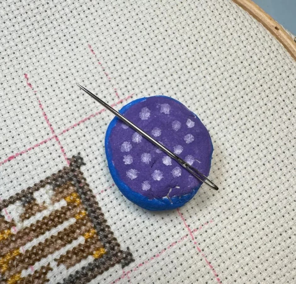 DIY Needle Minder